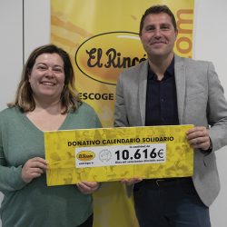 Entrega talón calendario solidario