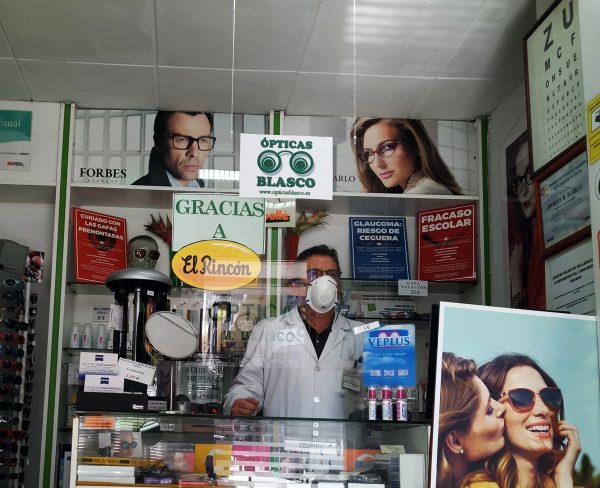 Donación Mampara Portectora Pequeño Comercio de Zaragoza