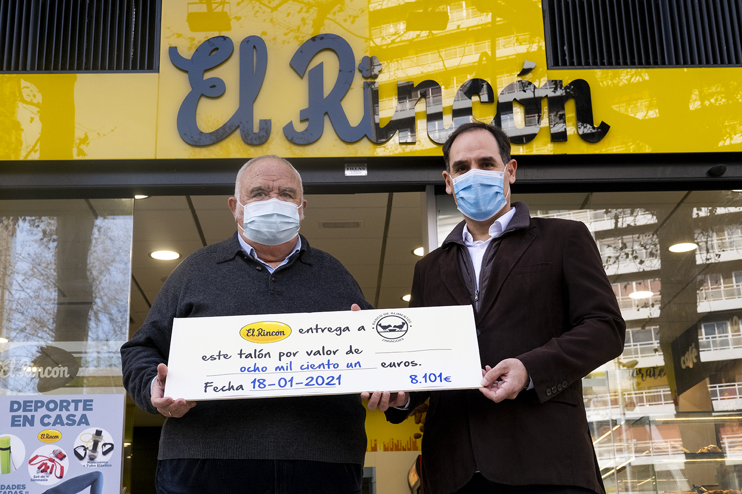 Foto Entrega Talón Banco de alimentos de Zaragoza