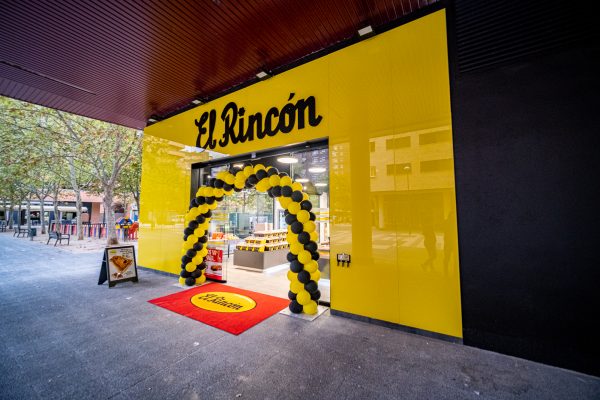 el rincon chimeneas fachada